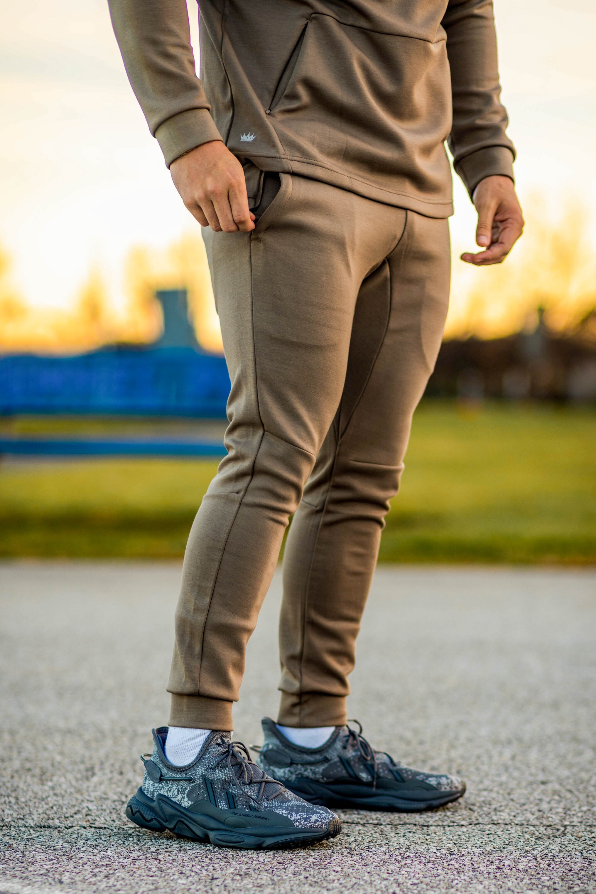 Flex Joggers Taupe Under 510