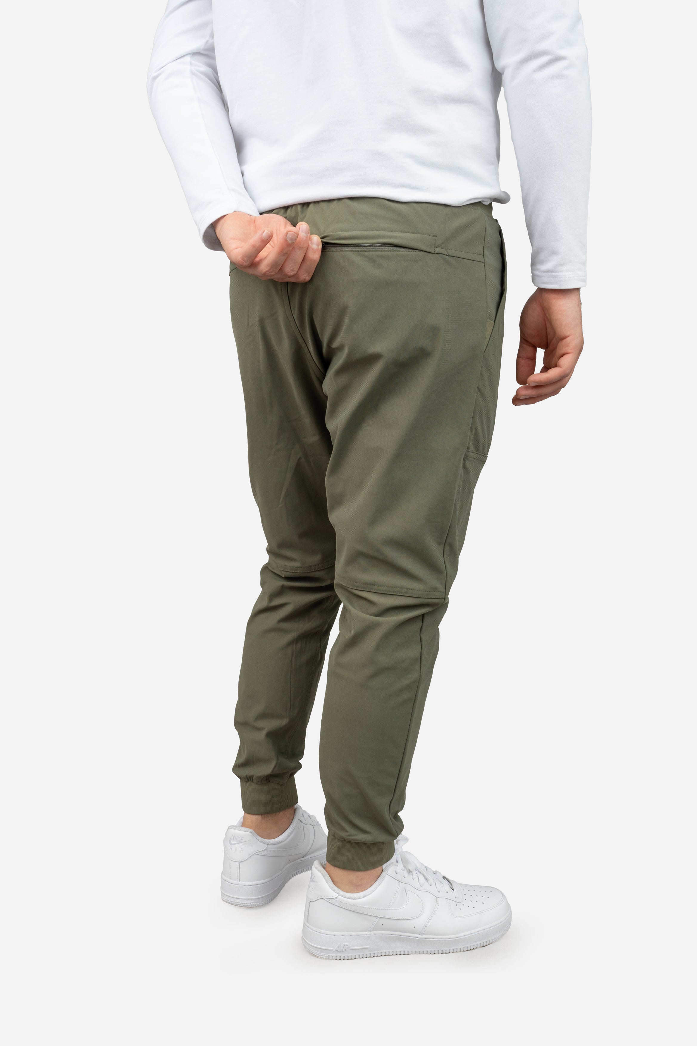 Pace Performance Jogger Olive